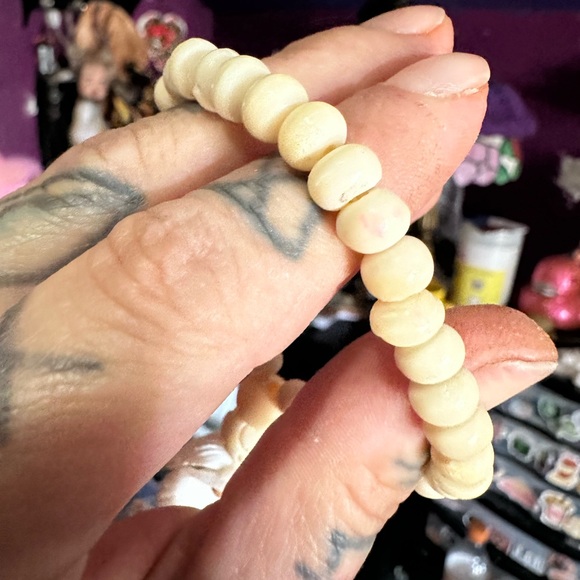 Shell decor  Must bundle! 3 for $10 or 4 for $15 etc - Picture 7 of 8